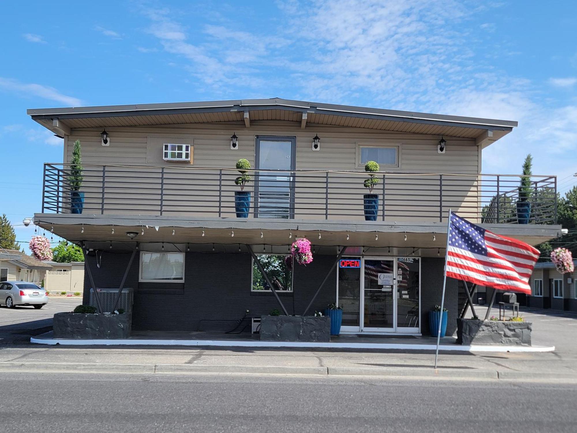 Othello Inn And Suites Bagian luar foto