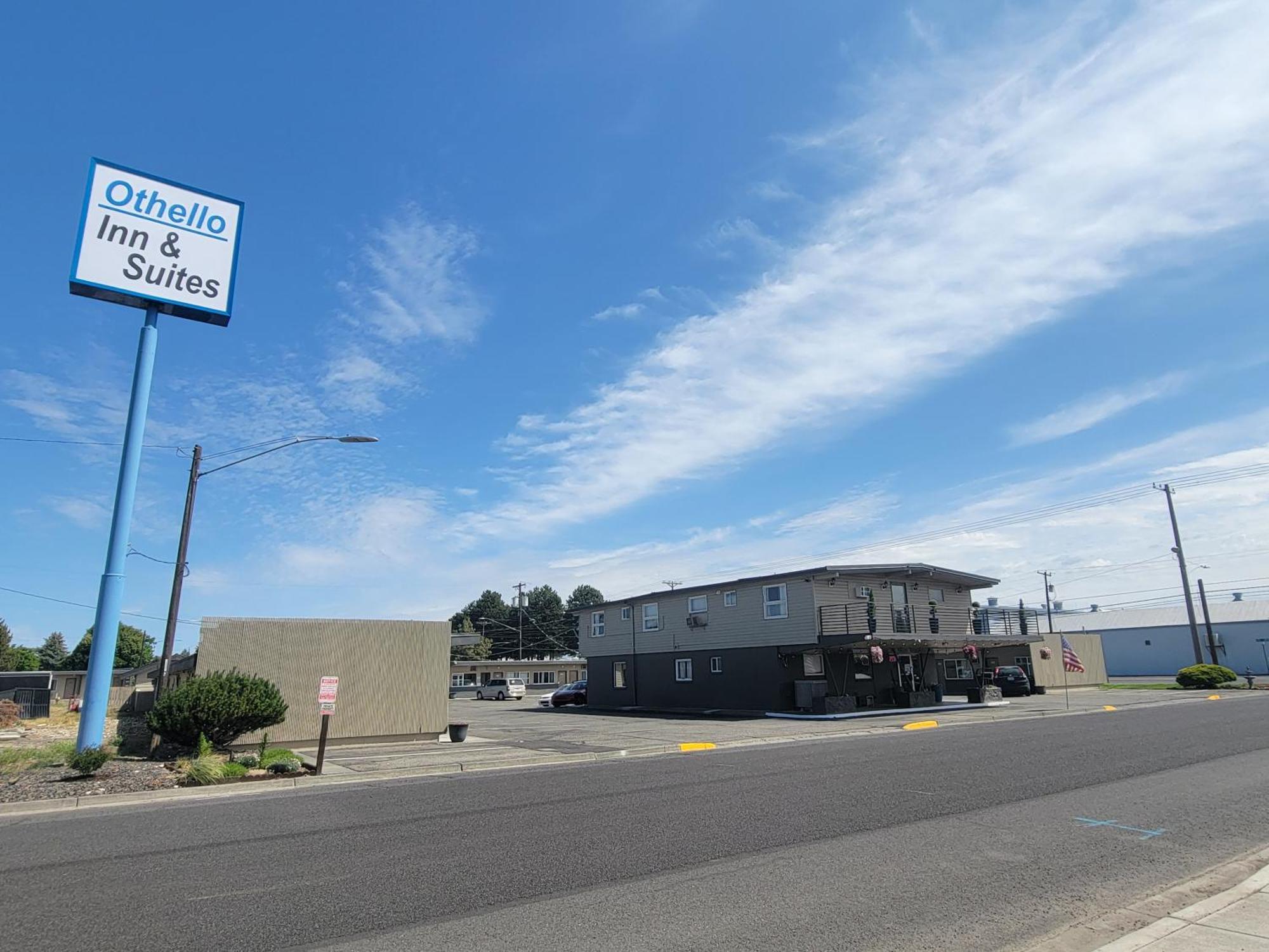 Othello Inn And Suites Bagian luar foto